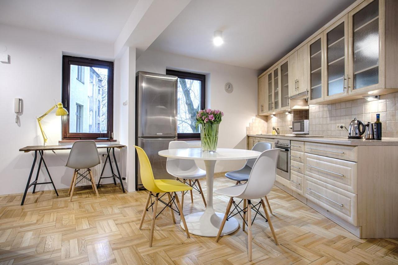 Central Apartments By Tyzenhauz Krakow Ngoại thất bức ảnh