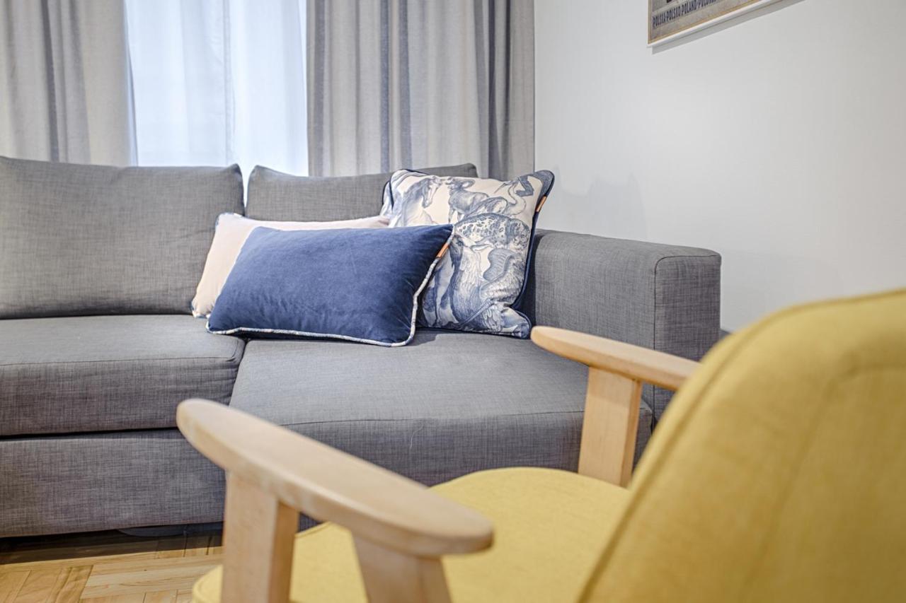 Central Apartments By Tyzenhauz Krakow Ngoại thất bức ảnh